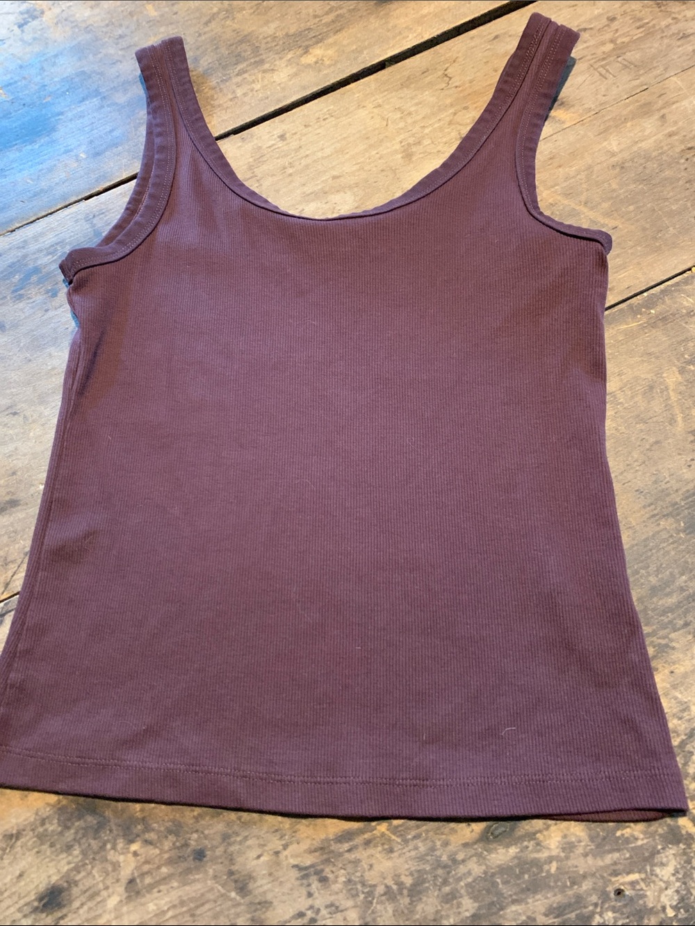 H&M Women's Ribbed Tank Top in Plum